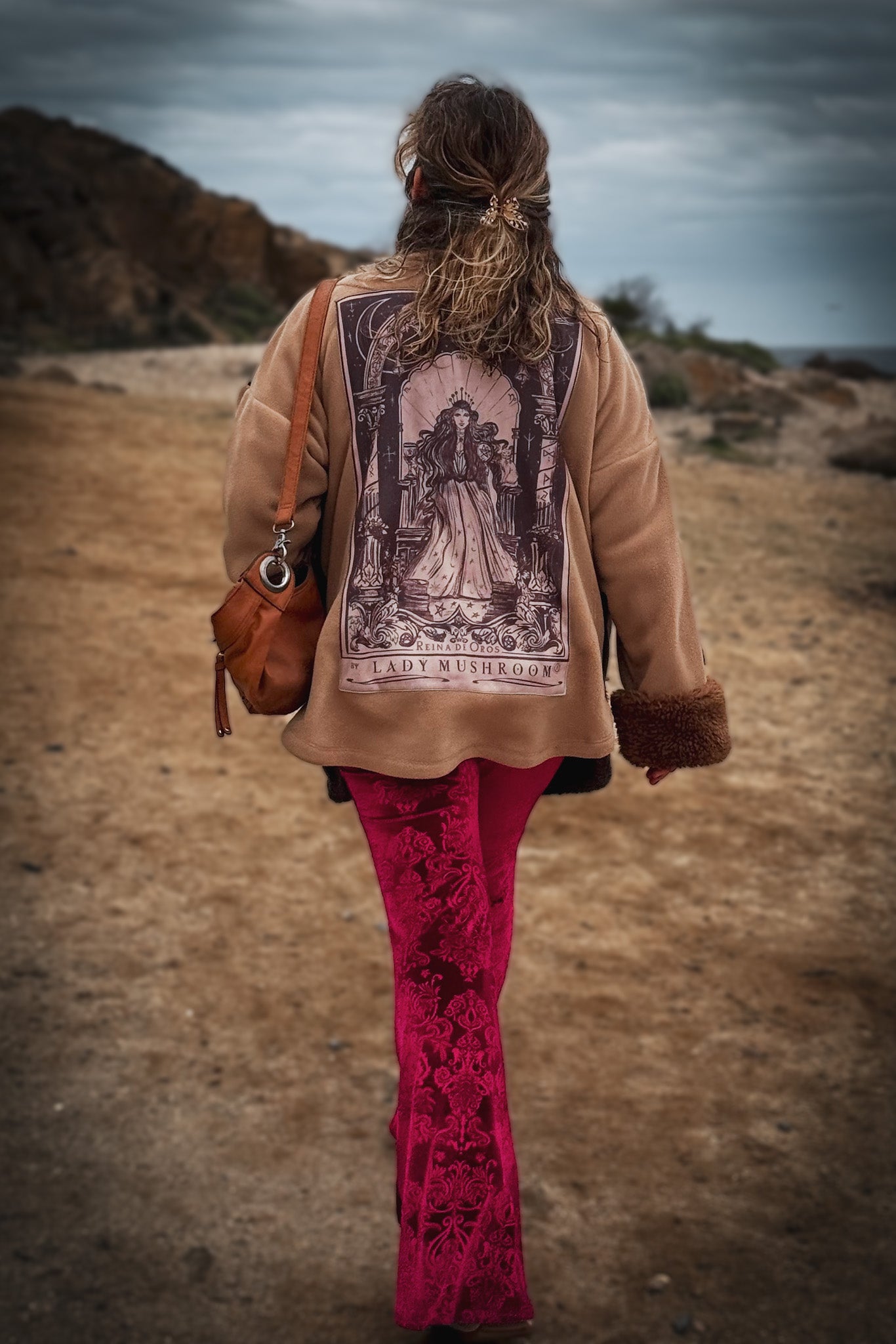 Abrigo Reina de Oros