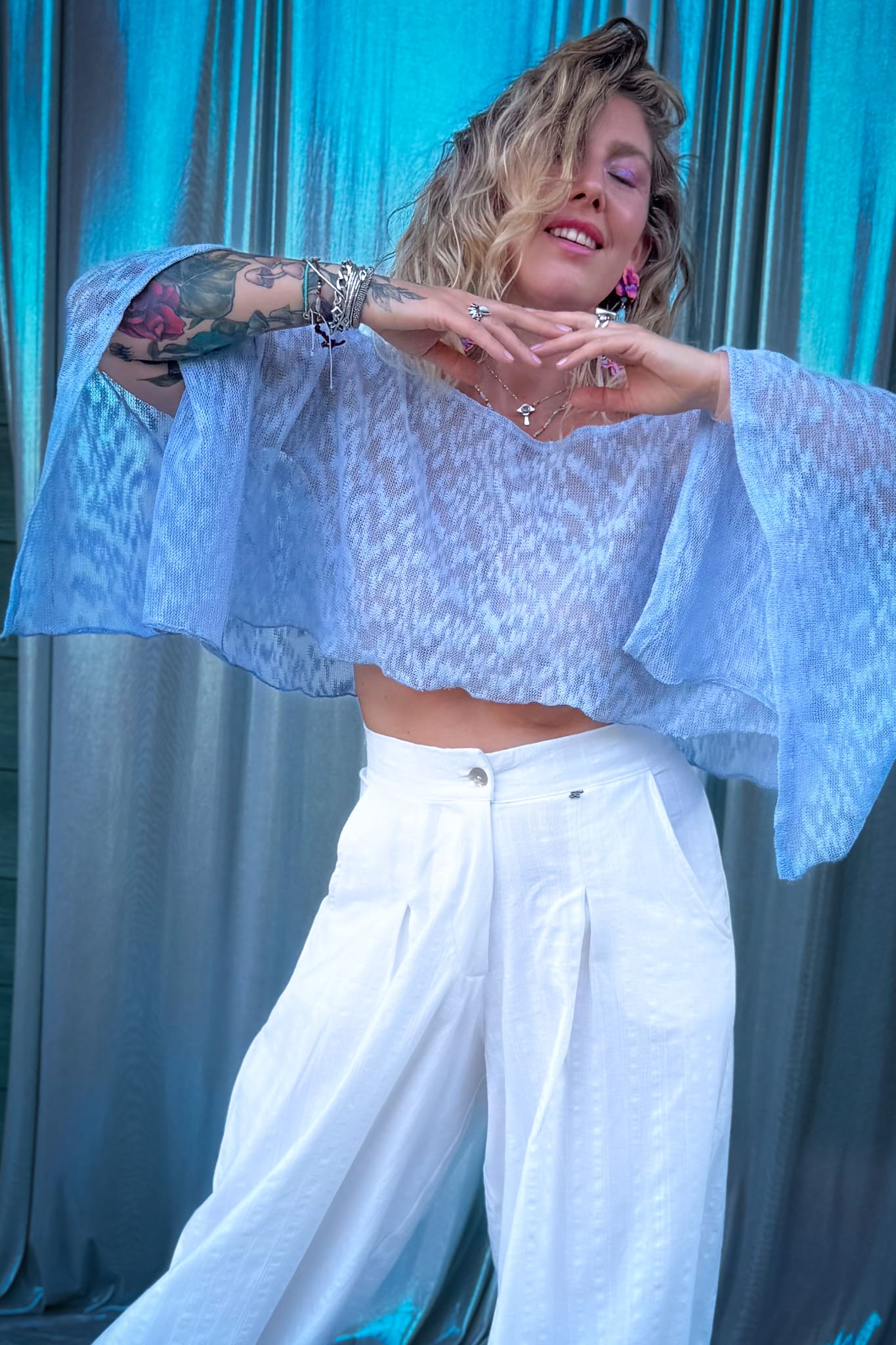 Blusa Olas / celeste