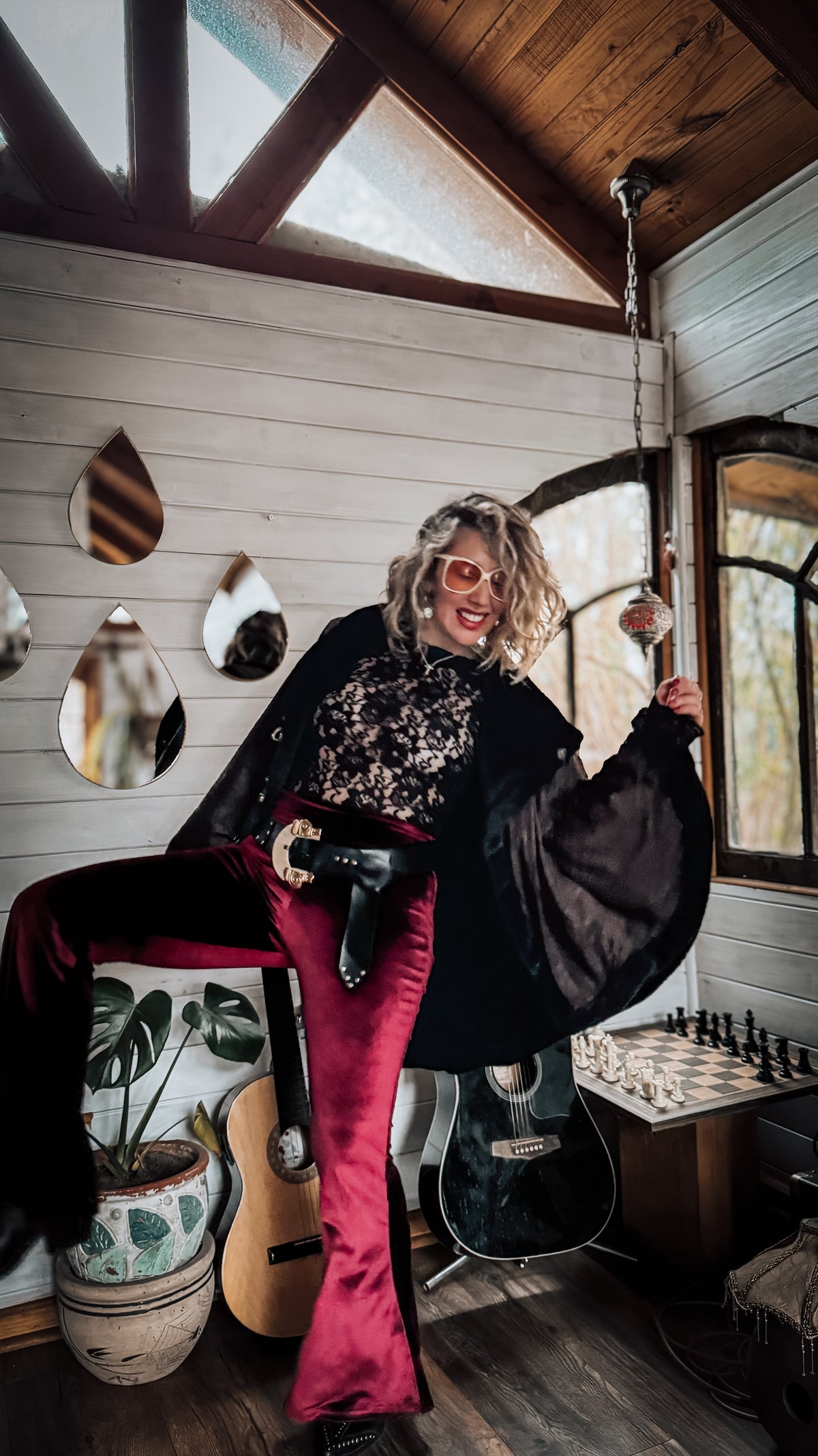 Poncho Luna nueva / Queen ICONIC