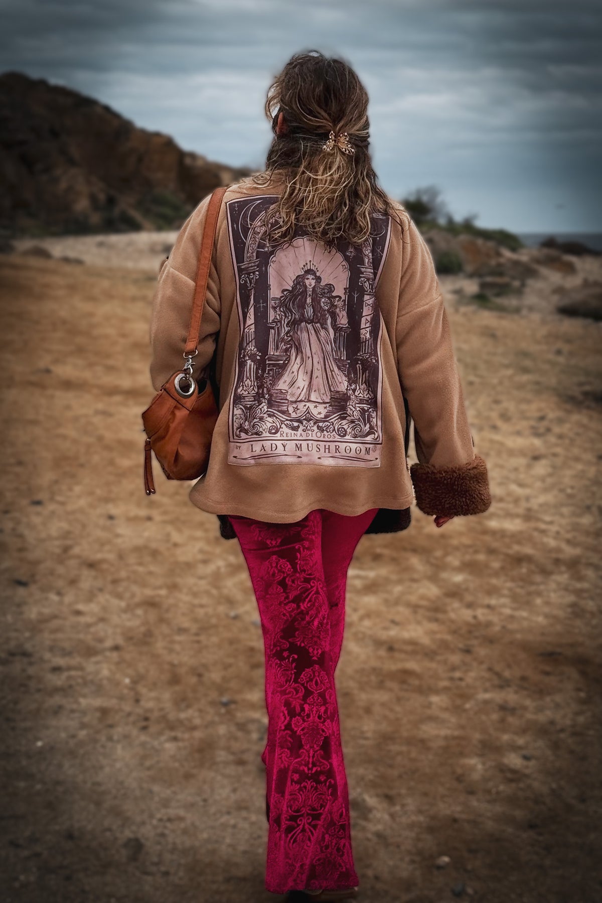 Abrigo Reina de Oros