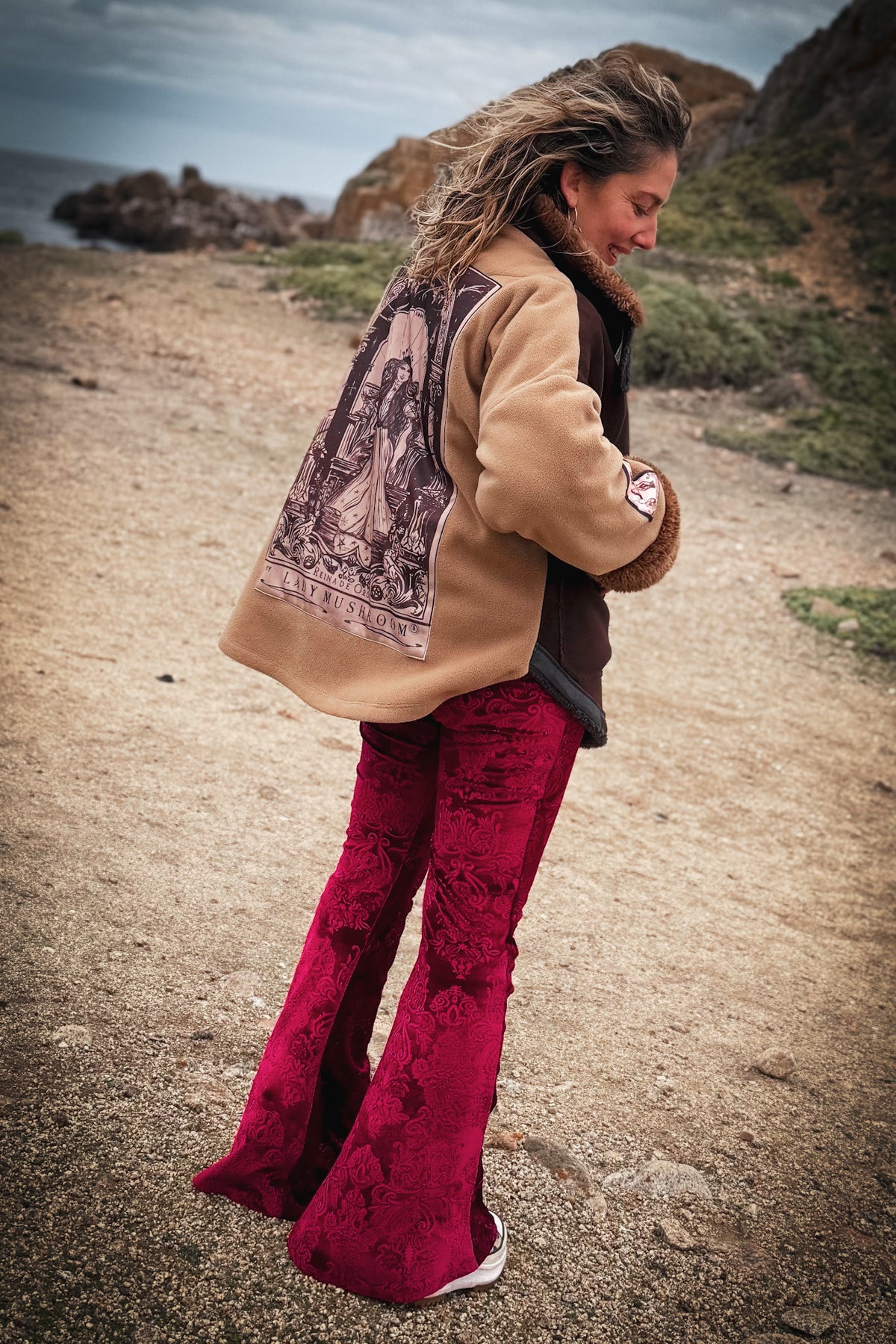 Abrigo Reina de Oros