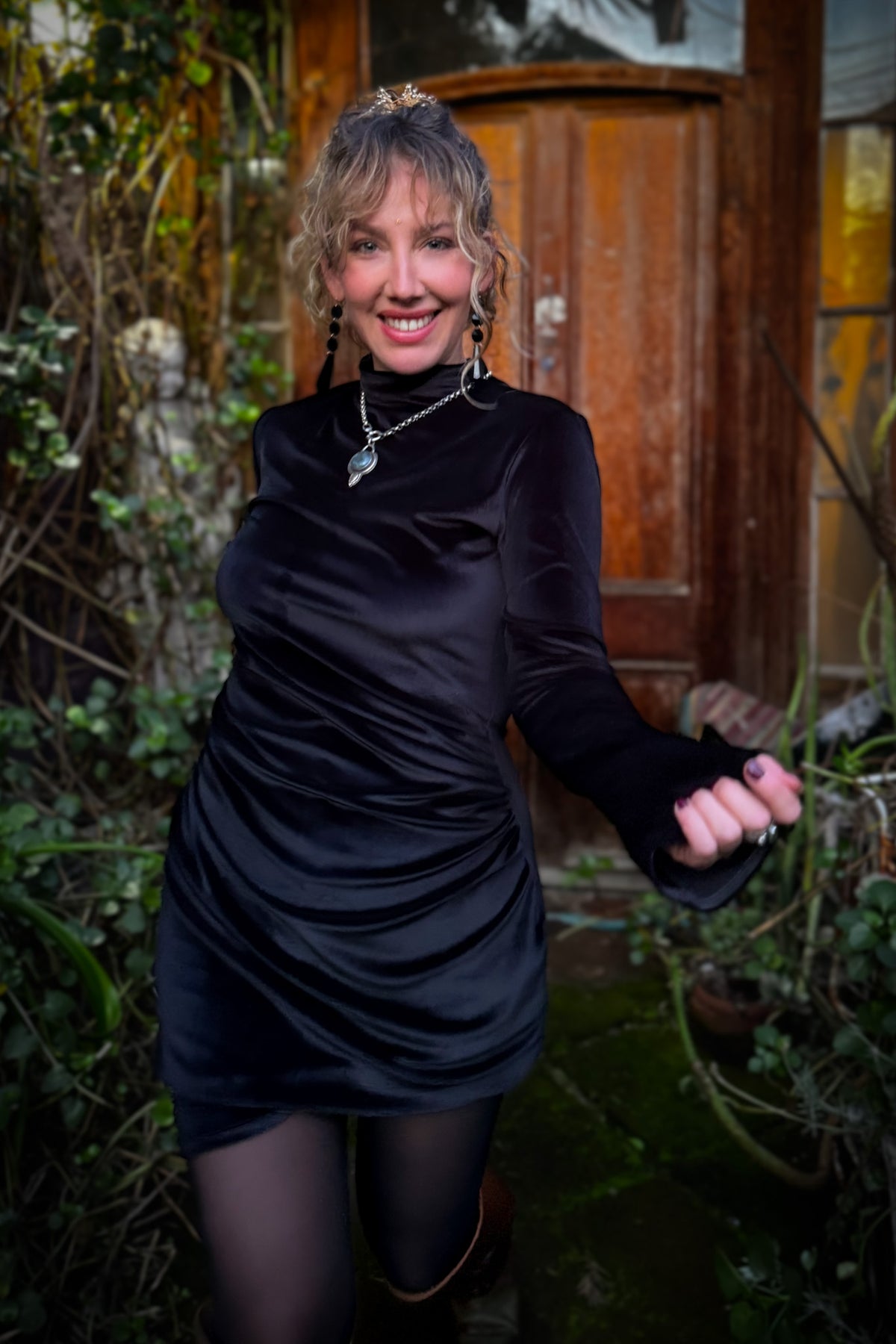 Vestido Reina de Altar • Negro