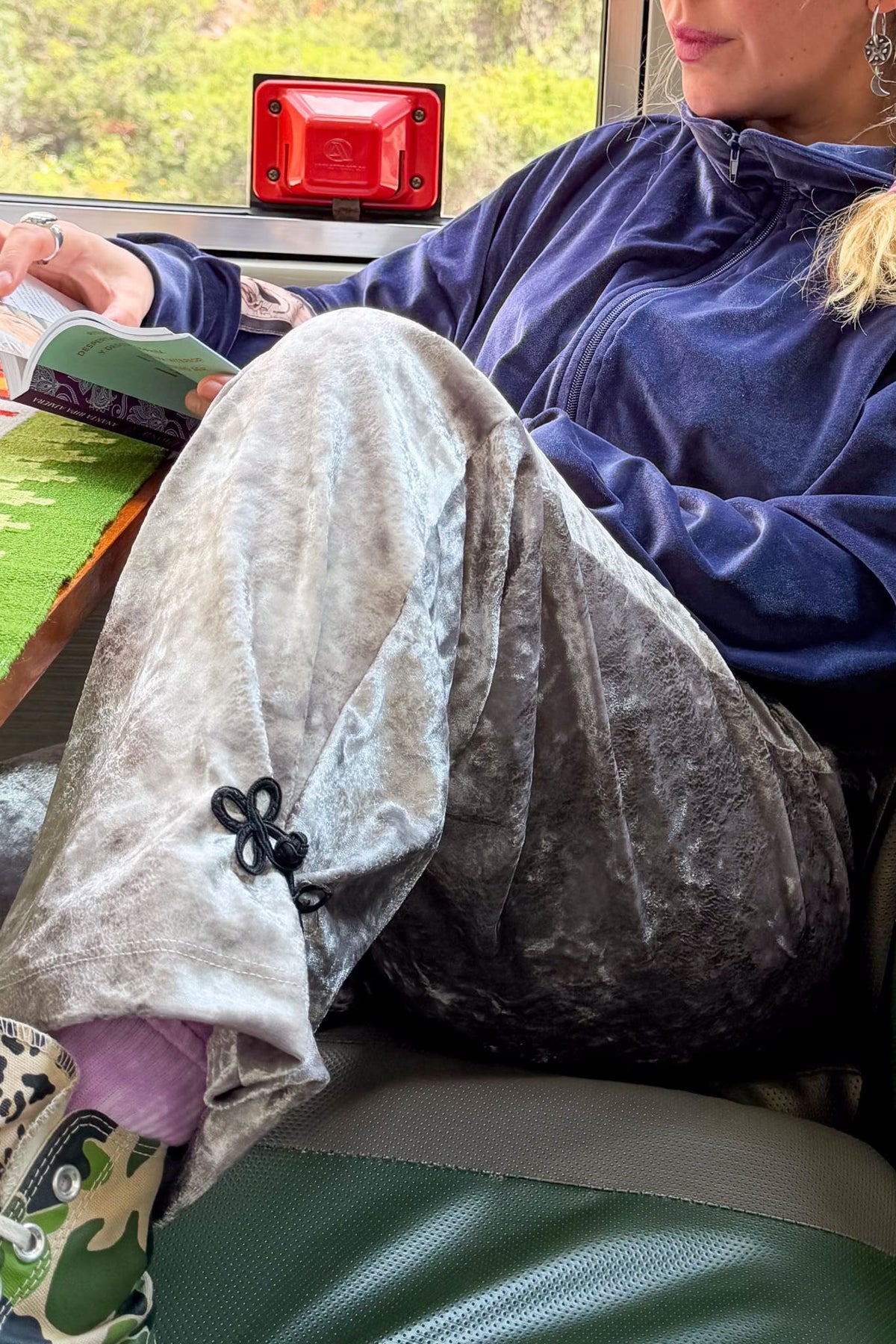 Pantalón Relax Plata