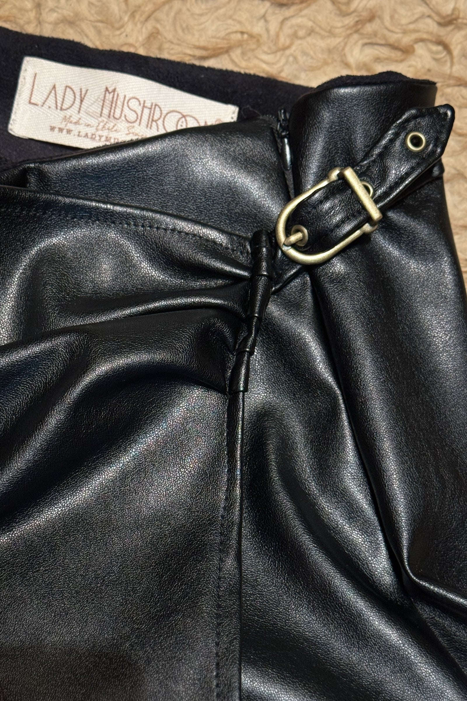 Faldashort GAGA / negra