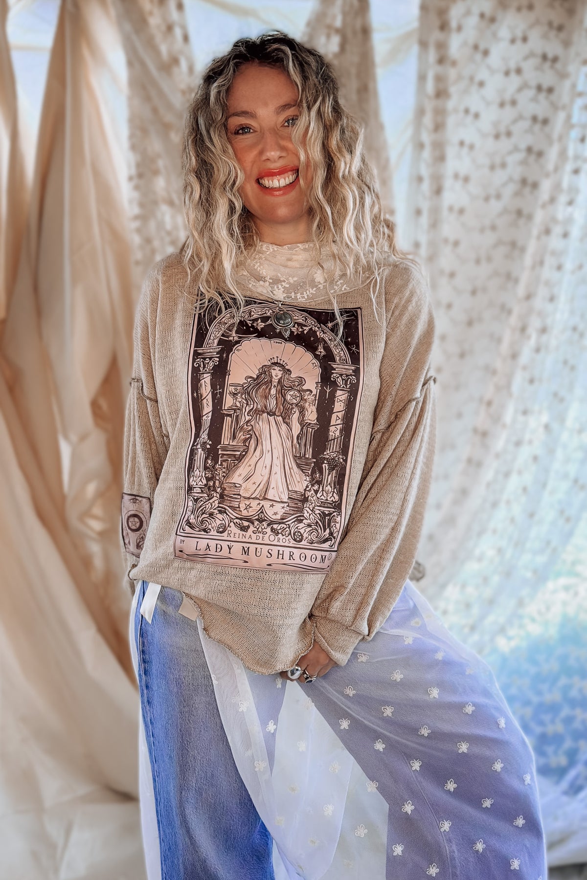 Pura Vida Beige / Reina de Oros