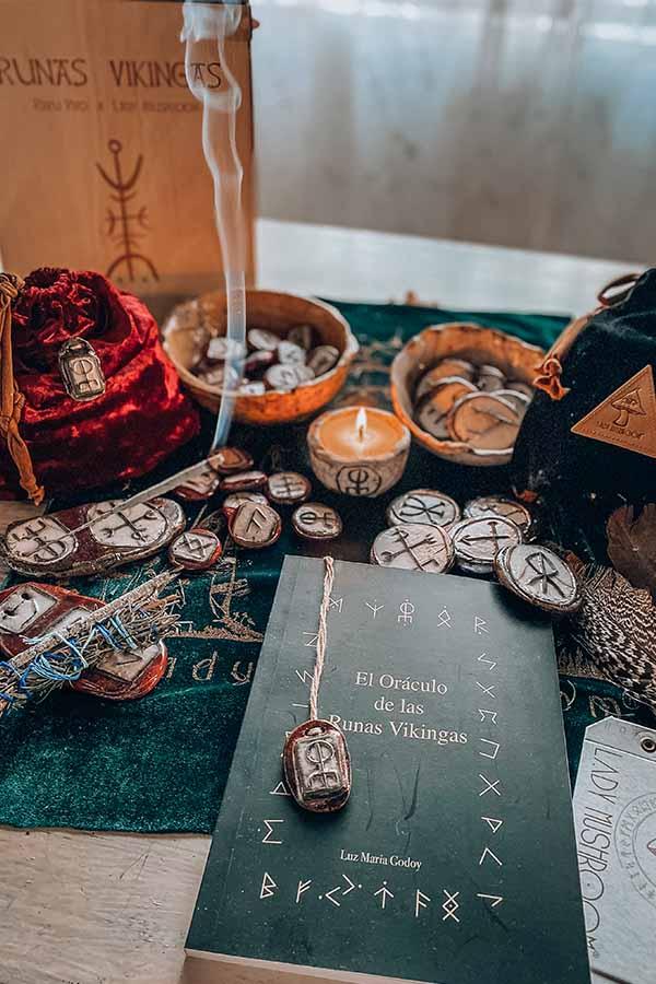 Caja completa Runas Vikingas