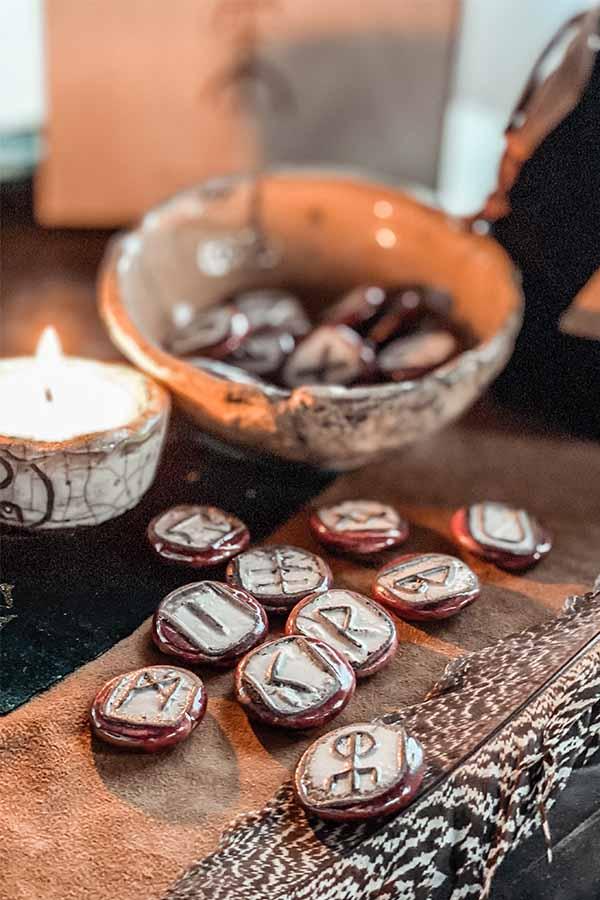 Caja completa Runas Vikingas